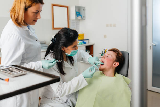 Best Pediatric Emergency Dentist in Collinsburg, PA